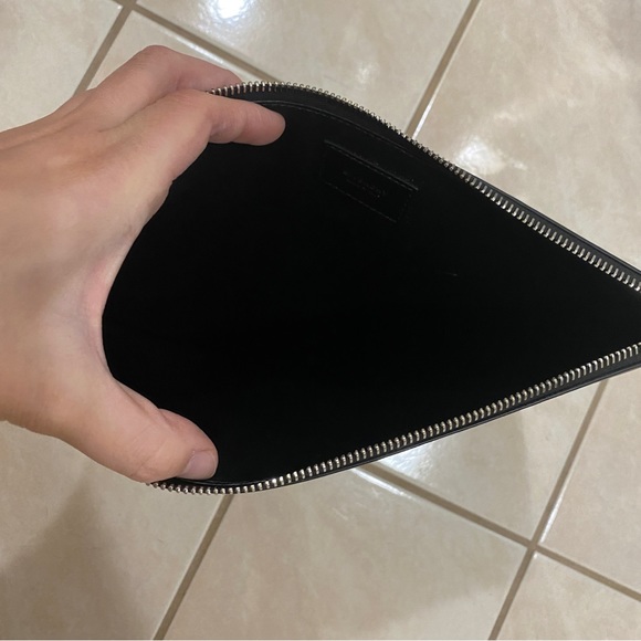 Givenchy clutch - Picture 4 of 5